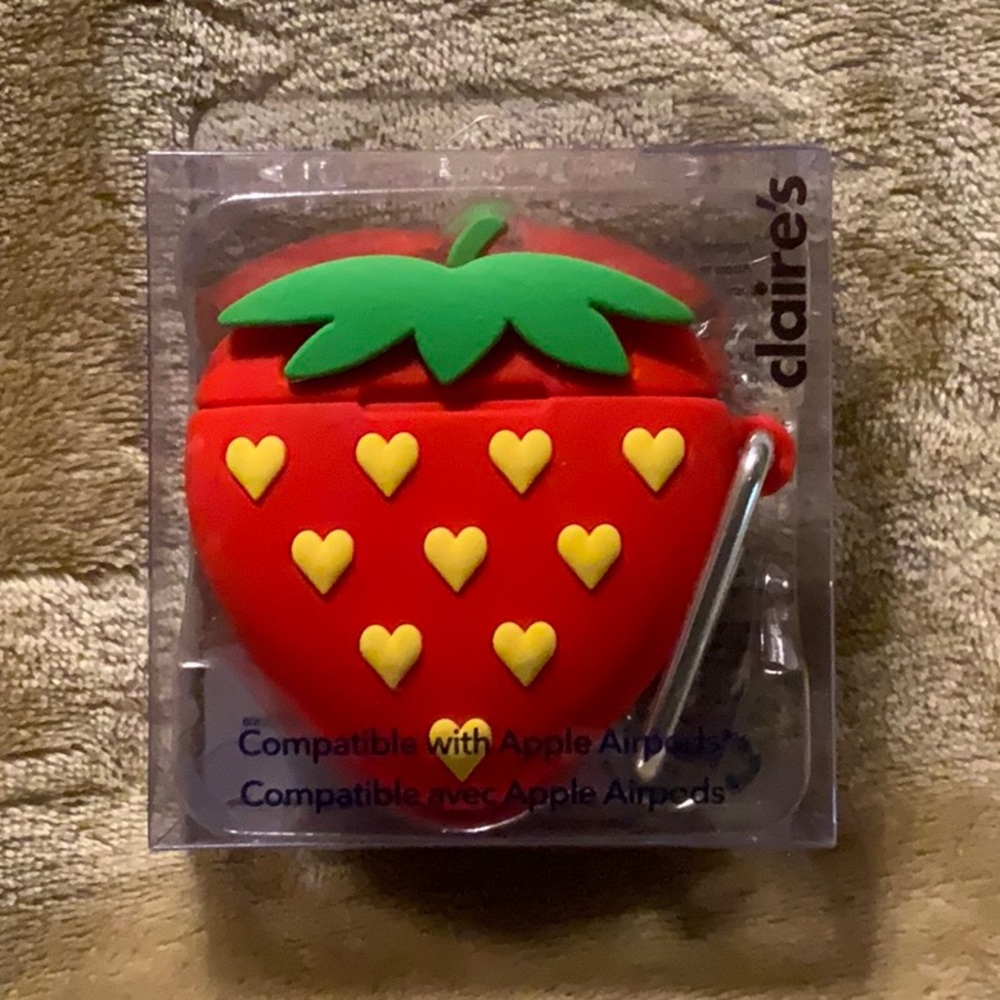 Claire’s AirPods Case NIB Never Opened